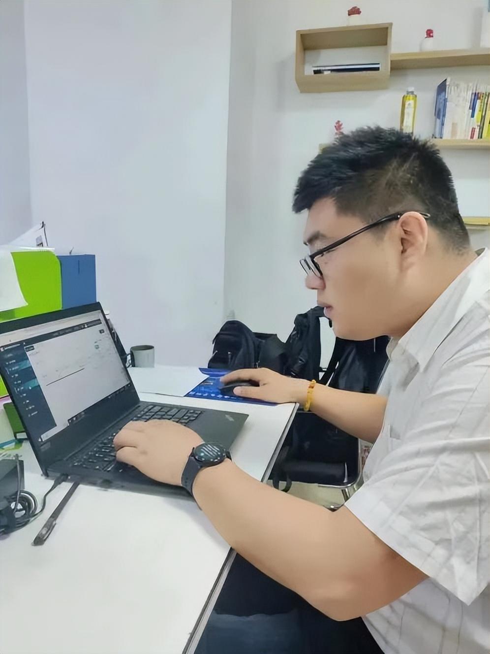 李建東2.jpg 李建東2.jpg